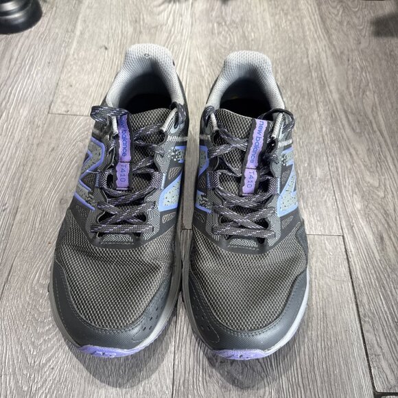 New Balance Unisex 410 V1 WT410LQ8 Gray Running Shoes Sneakers Size M 7 W 8.5 - Picture 2 of 10